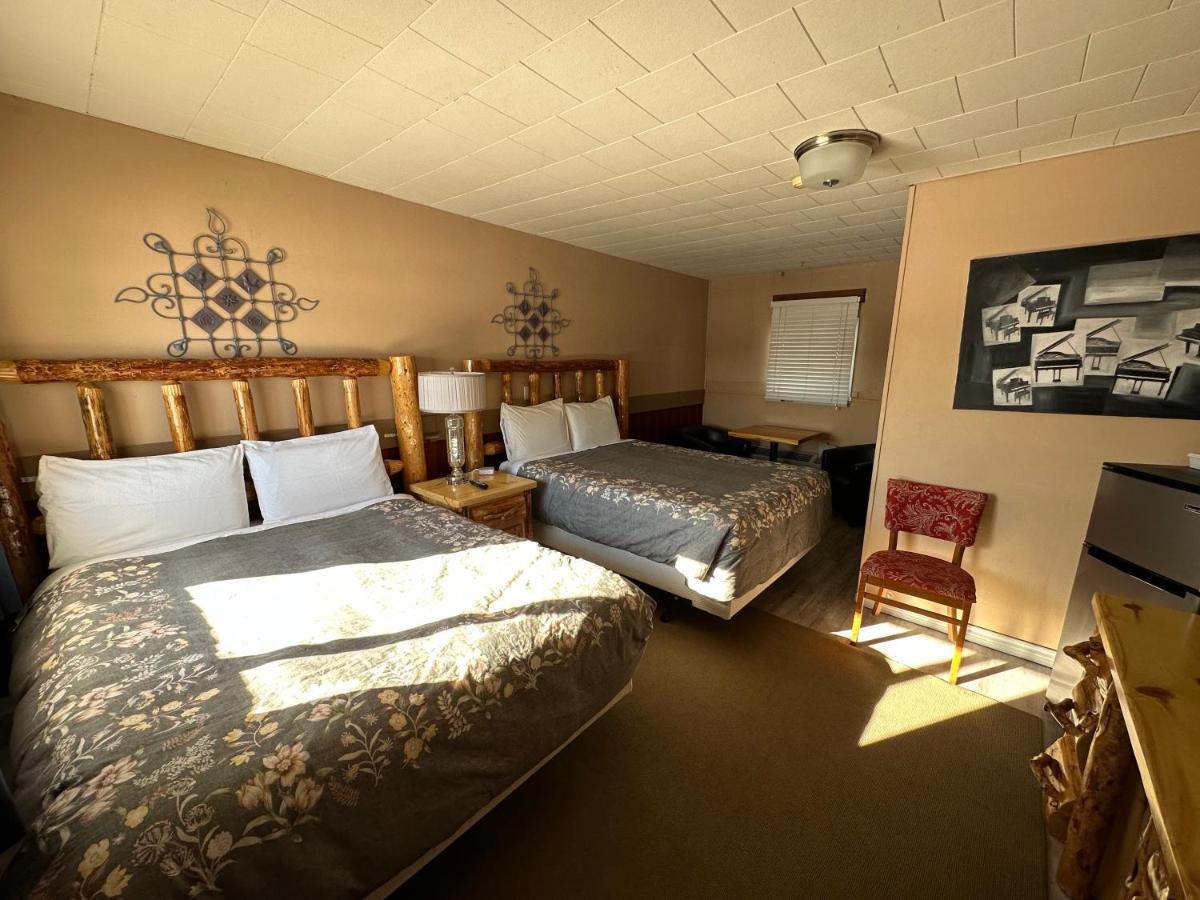 Pinecrest Motel Nipigon Εξωτερικό φωτογραφία