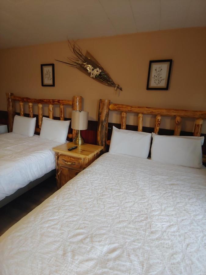Pinecrest Motel Nipigon Εξωτερικό φωτογραφία
